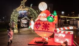 W Gdyni ruszył Jarmark Świąteczny, odpalono też iluminacje