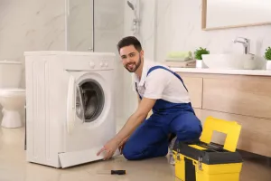 Pralka w domu. Jak wybrać bezpieczne i wygodne miejsce?