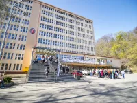 GUMed najbardziej wyszczepioną uczelnią w Polsce