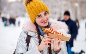 Okiem dietetyka: jak uniknąć dodatkowych kilogramów zimą?