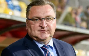 Bałtyk Gdynia podzielił stanowiska. Czesław Michniewicz w radzie sportowej