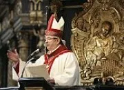 Abp Głódź: Więcej papieskich pomników