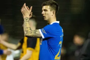 Mateusz Żukowski zadebiutował w Rangers. Szkoci chwalą byłego piłkarza Lechii Gdańsk