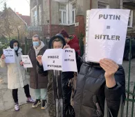 Manifestacja pod konsulatem Rosji we Wrzeszczu