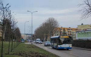 Autobus przejedzie przez Gdynię zbierając dary dla uchodźców