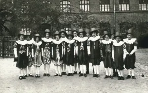 Muzealnicy poszukują polskich gdańszczan ze zdjęcia z 1938 r.