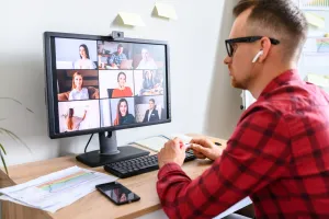 Praca zdalna pod kontrolą -  raportowanie, listy zadań, a może monitorowanie