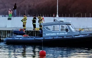 Wypadek jachtu na Zatoce Gdańskiej. Dwie osoby nie żyją, trzeciej nie odnaleziono