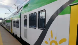 Piętrowy pociąg na trasie z Trójmiasta do Warszawy
