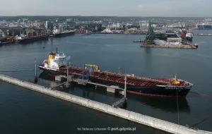 Rekordowy rozładunek statku z saudyjskim olejem napędowym