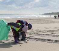 Posprzątaj plaże i dzielnice w niedzielę