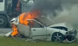 Dlaczego auto zaczęło się palić? Szczegóły śmiertelnego wypadku na al. Armii Krajowej