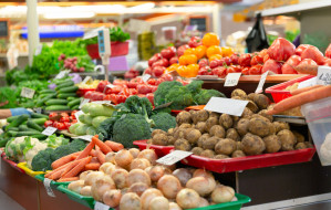 Pestycydy i plastik we krwi. Jakie kupujemy warzywa i owoce?