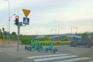 Jak rozwiązać problem z hulajnogami? Kontrole i kary dla operatorów