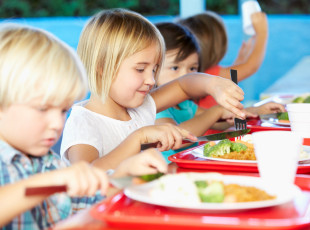 Darmowe obiady dla dzieci. Trwa nabór wniosków