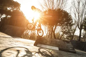 "Biedny pan skater". Rodzice kilkulatków mylą skateparki z placem zabaw