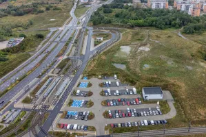 Parking przesiadkowy na komunikację miejską zamienił się w parking osiedlowy