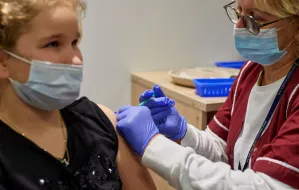 Gdańsk robi kolejne podejście do szczepień przeciw HPV