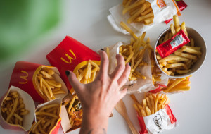 KFC czy McDonald's? Testujemy frytki z fast foodów