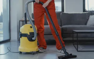 Co warto wiedzieć o zatrudnieniu w firmie sprzątającej?