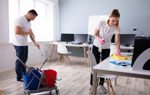 Sprzątanie mieszkania. Ceny za godzinę w 2022 roku