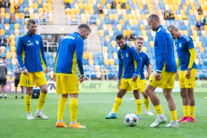 Arka Gdynia nie znalazła nowego serca i płuc. Goła "11" może nie wystarczyć