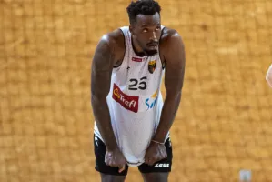 Trefl Sopot - PGE Spójnia Stargard 91:79. Defensywa "złamała" gości w 3. kwarcie