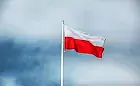 Flaga Polski. Jak zawiesić flagę na balkonie 11 listopada?