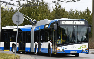Dwa nowe przegubowe trolejbusy na baterie za blisko 9 mln zł