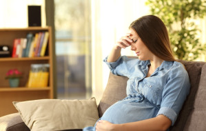 Stres w ciąży. Jak sobie z nim radzić?