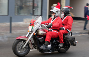 Planuj Tydzień: Mikołaje na motocyklach, świąteczne iluminacje, Domagała i Piaseczny