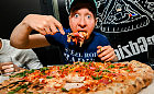Czeski youtuber zjadł 4 kg pizzy w 39 minut