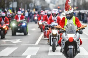 Mikołaje na motocyklach przejechali przez Trójmiasto
