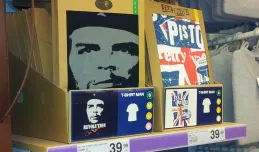 Koszulki z komunistami w supermarkecie