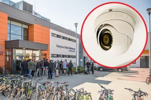 Kontrowersje wokół kamer w szkolnej łazience. "Chodzi o bezpieczeństwo"