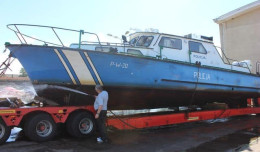 Policja sprzedaje łódź patrolową z pełnym wyposażeniem