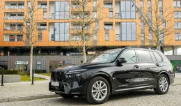 Potężne BMW X7 zostało odświeżone