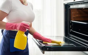 Jak wyczyścić piekarnik? Domowe sposoby na czyszczenie piekarnika