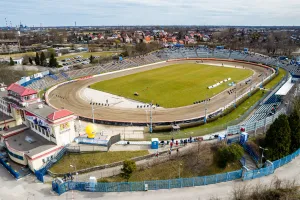 Tego jeszcze nie było. Amberman, czyli bieg przeszkodowy na stadionie żużlowym