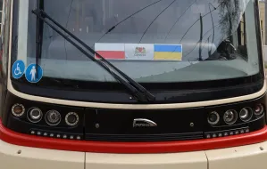 Usuną polsko-ukraińskie szaliki z komunikacji miejskiej, bo przeszkadzały kierowcom