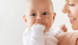 Ząbkowanie u dziecka. Jak złagodzić ból?