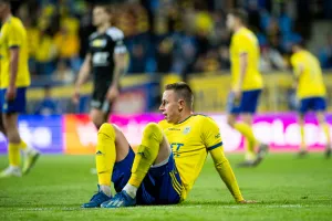 Arka Gdynia - ŁKS Łódź 1:1. Piłkarze nie popsuli świętowania awansu