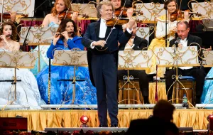 Czerwiec melomana: król walca, premiery i koniec sezonu w filharmonii