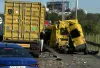 Wypadek ciężarówek, dostawczaka i auta