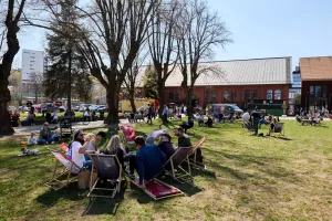 Piknik i zakupy. W niedzielę letnia odsłona Klimatów