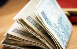 Płaca minimalna w 2024 r. wyniesie 4,3 tys. zł. Stawka godzinowa - 28,10 zł