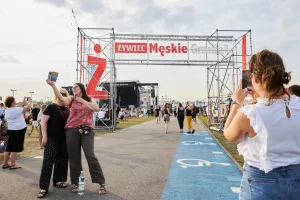 Męskie Granie już w piątek. Jak dojechać i wrócić z imprezy?