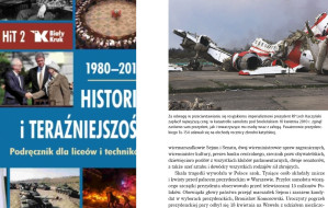 Papież, Tusk, Kaczyński, katastrofa smoleńska w podręczniku HiT. "Nienaukowy, propagandowy"