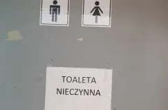 Toaleta ogólnodostępna, ale bez dostępu
