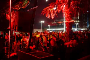 Odkurzacz, myjka ciśnieniowa i melodia - Klangphonics pozamiatali Techno Balkon